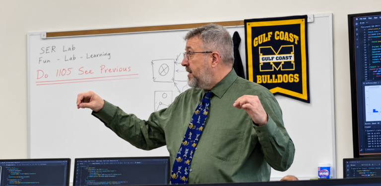 Wayne Francis teaches MGCCC students in the IST 2911 applied artificial intelligence project course at the Harrison County Campus.
